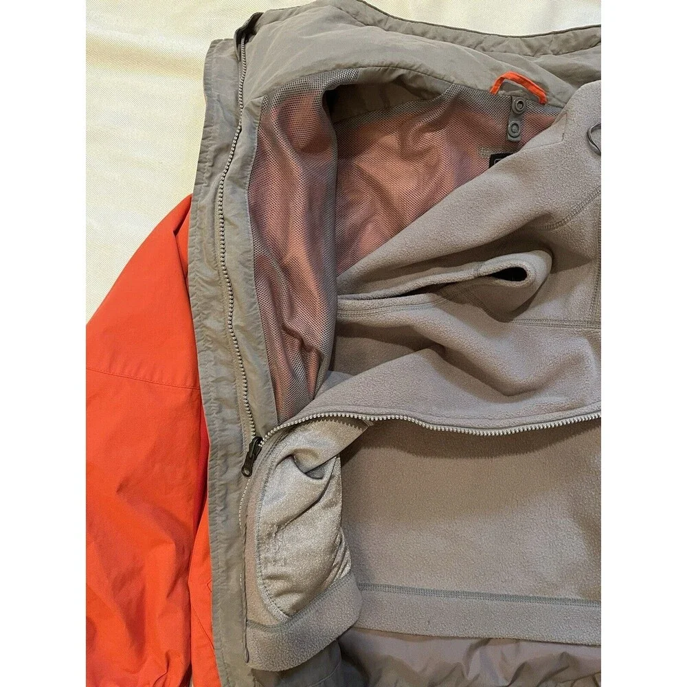 Nike ACG Therma Fit All Weather Jacket Men's Medium, Vintage Excellent Condition